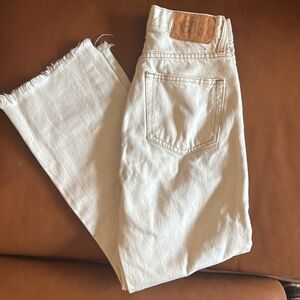 BDG cowboy jean Cream white Frayed Hem Jeans
